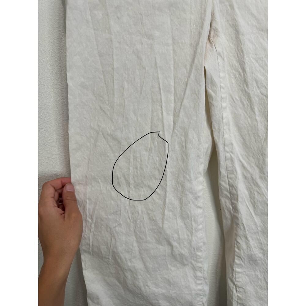 Theory Wide Crop Pant in Good White Linen - Picture 4 of 10